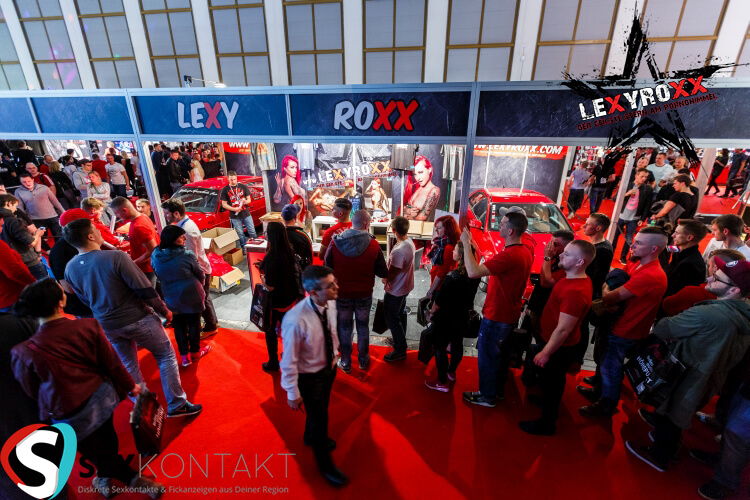 Lexy Roxx veranstaltet den Red Roxx Day 2.0 auf der Venus 2015 in Berlin