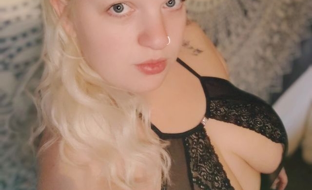 CurvyHanna