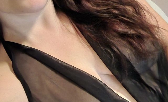 Curvyhoneyx