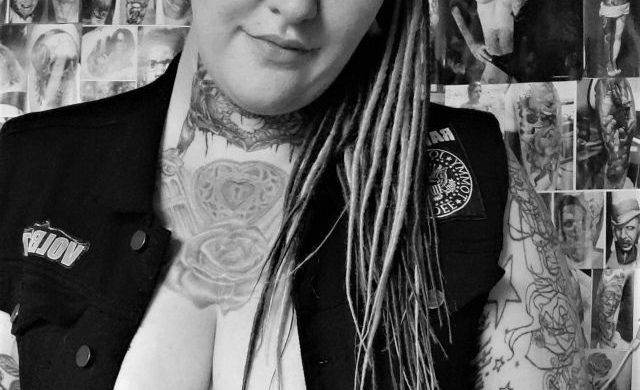 CurvyShieldmaid