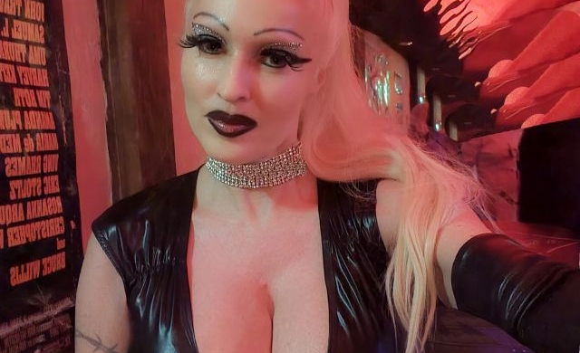 DivaBizarre111