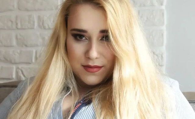 HaileyBLONDINE
