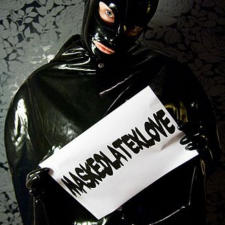 maskedlatexlove
