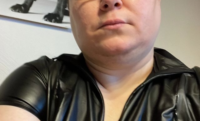 Nicola43