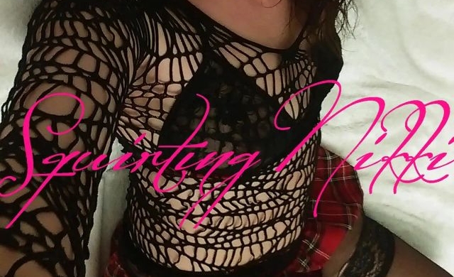 SquirtingNikki