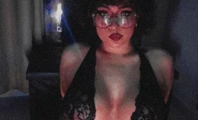 NaughtyMia