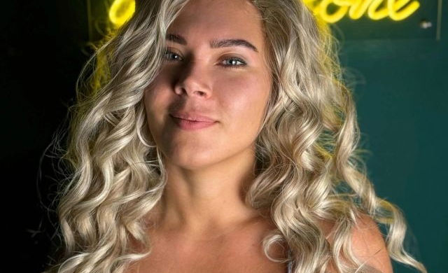 BustyNicoleX
