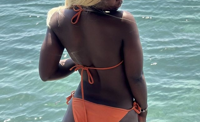 EbonyLovee
